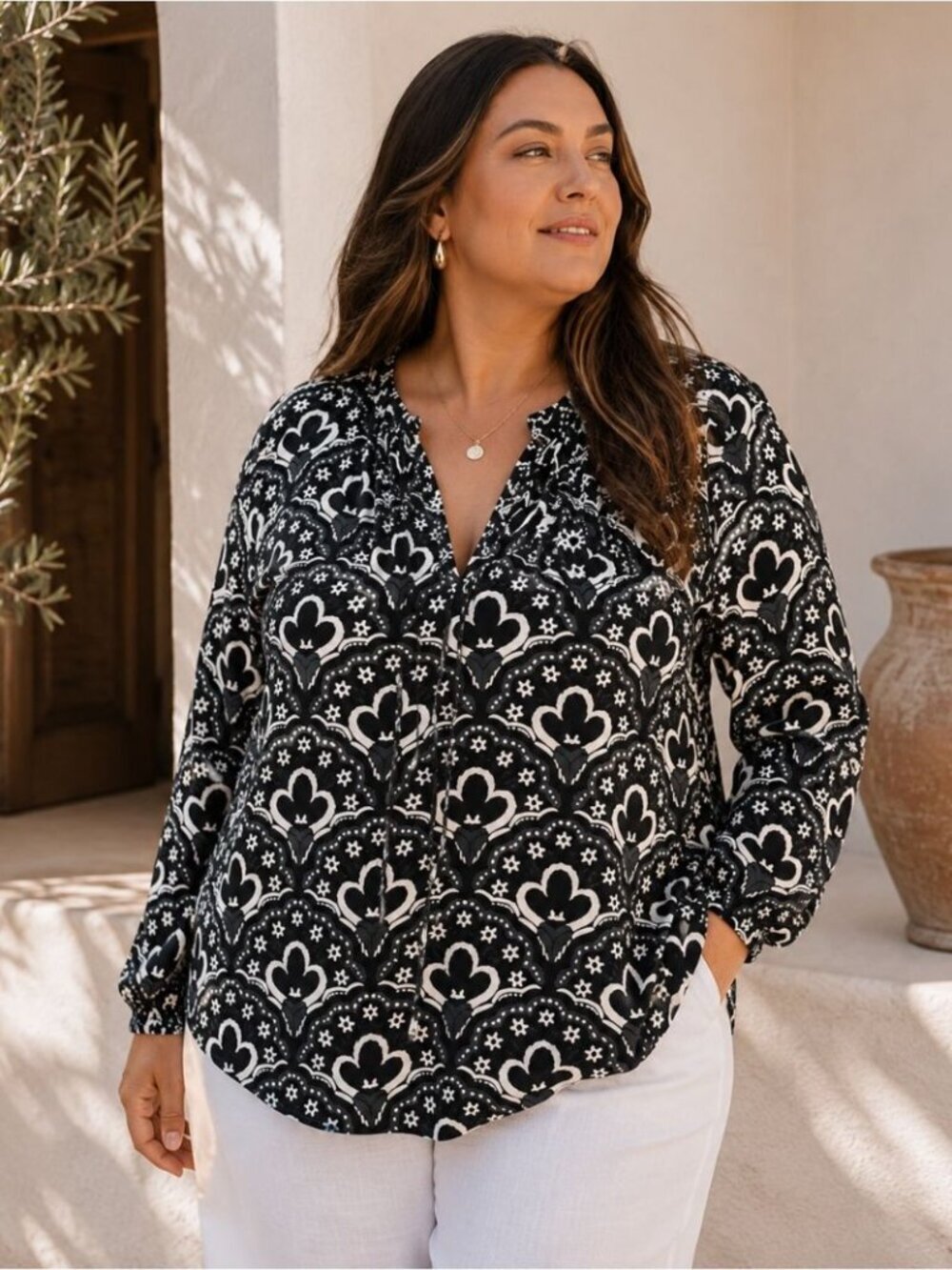 Sunny Leigh Boho Print Blouse Black White 2X Peasant Top Cottagecore